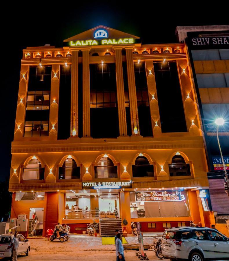 Hotel Lalita Palace Джайпур Екстер'єр фото